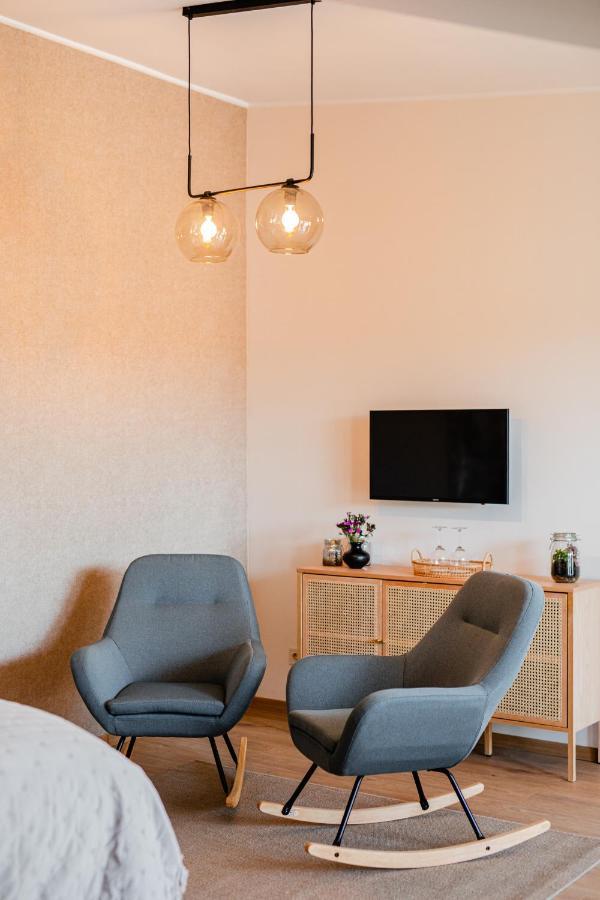 H11 Rooms إسترغوم المظهر الخارجي الصورة
