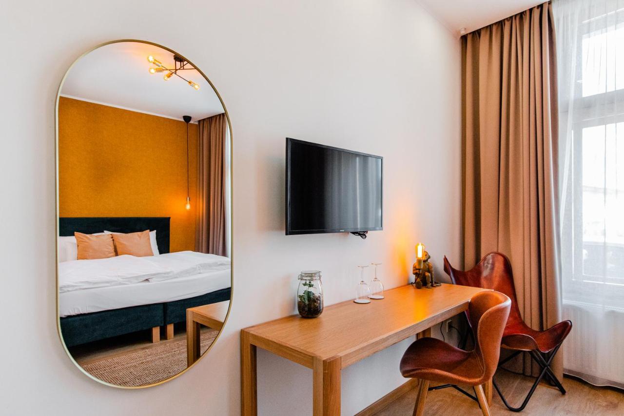H11 Rooms إسترغوم المظهر الخارجي الصورة