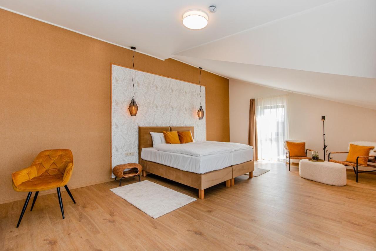 H11 Rooms إسترغوم المظهر الخارجي الصورة