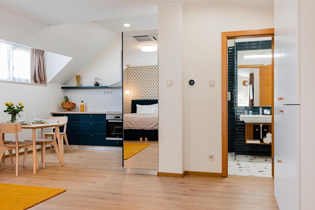 H11 Rooms إسترغوم المظهر الخارجي الصورة